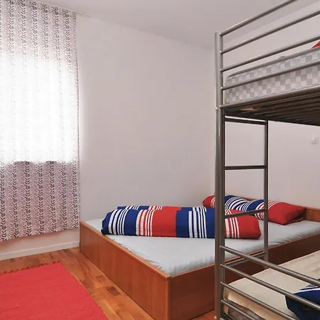 Apartman 2 Bedroom In Nin